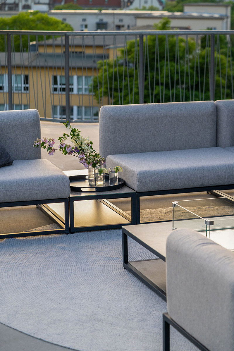 Soyo L mit Feuertisch