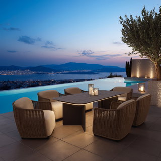 Caracas Dining L