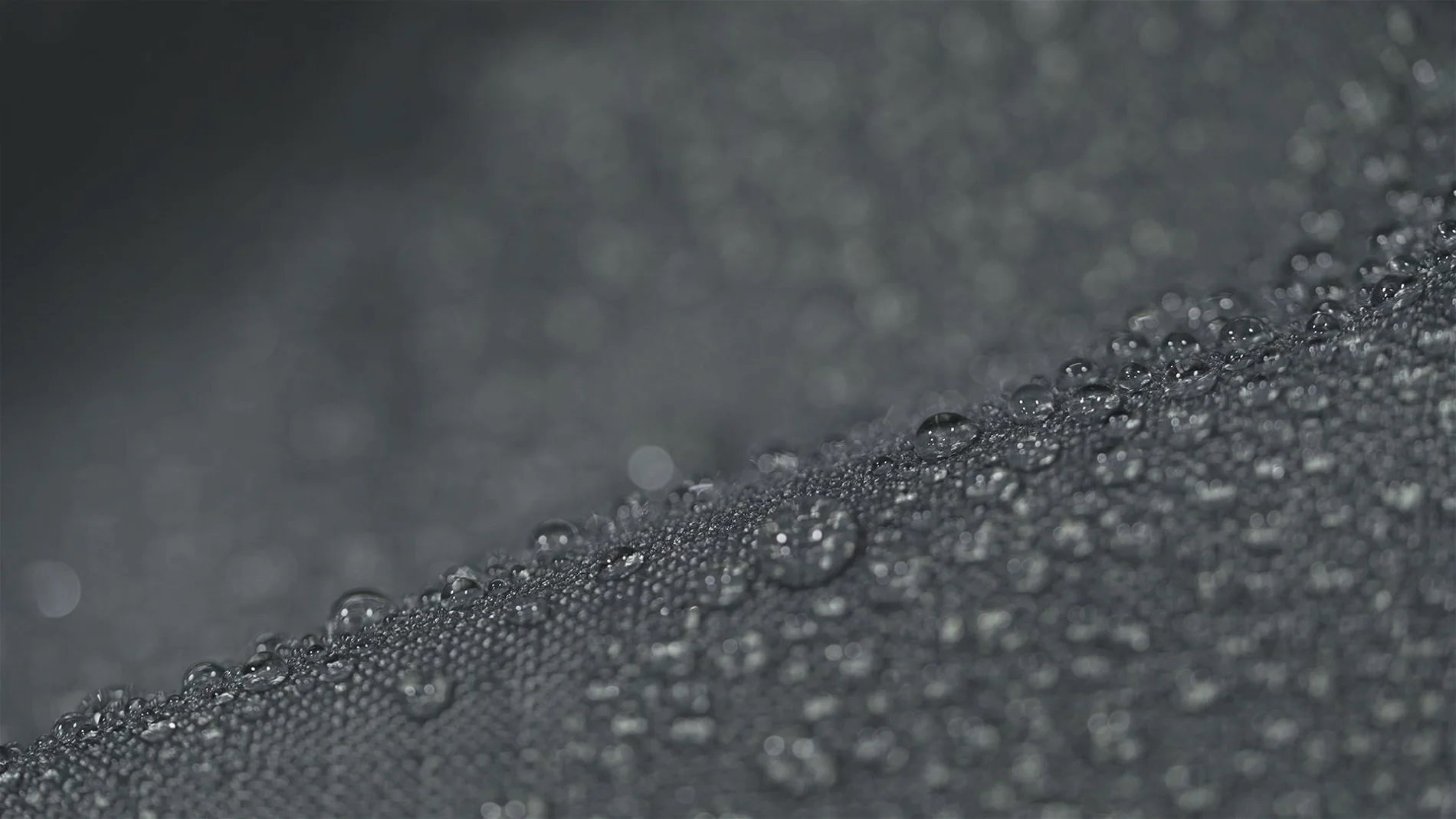 BARIYA L MIT FEUERTISCH WETTERSCHUTZ